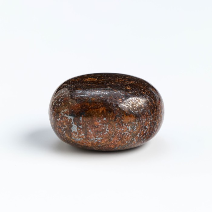 Камень натуральный "Бронзит", 21 г, минерал галтовка оптом